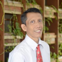 Drs. F. Sinung Pranata, M.P.