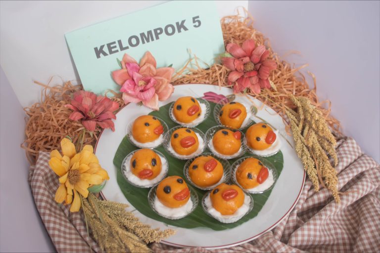 Pelatihan Inovasi Pangan Bebas Gluten dari Labu Kuning Bersama Fakultas Teknobiologi UAJY dan Ibu-Ibu Paroki Baciro