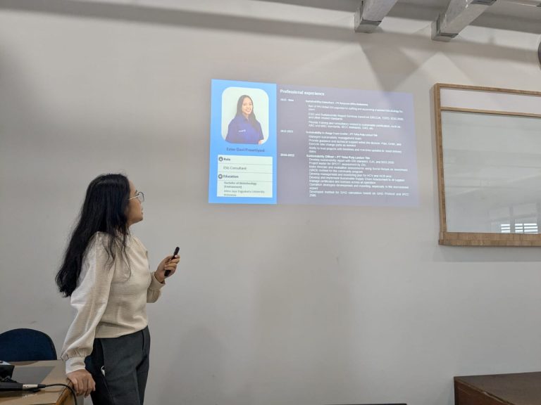 Kupas Tuntas Sertifikasi Keberlanjutan untuk Produk Ekspor – Kuliah Tamu Alumni FTB UAJY Ester Dani Prasetiyani, S.Si.