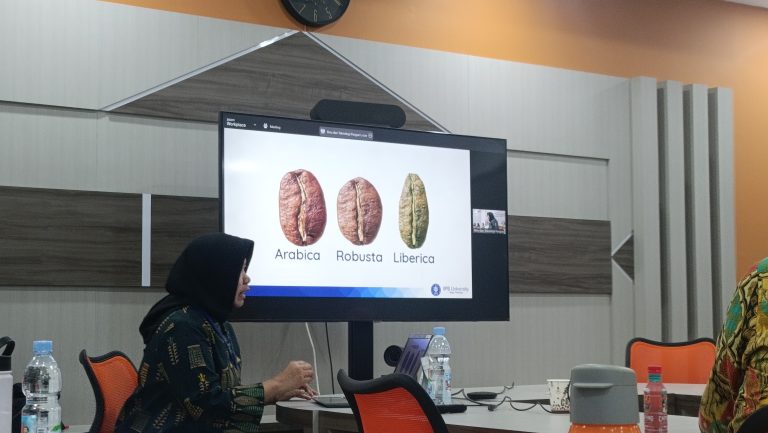 From Farm to Cups: Mahasiswa Tekpang FTb UAJY Mengikuti International Summer Course mengenai Kopi yang Diadakan oleh Fakultas Teknologi Pertanian IPB University