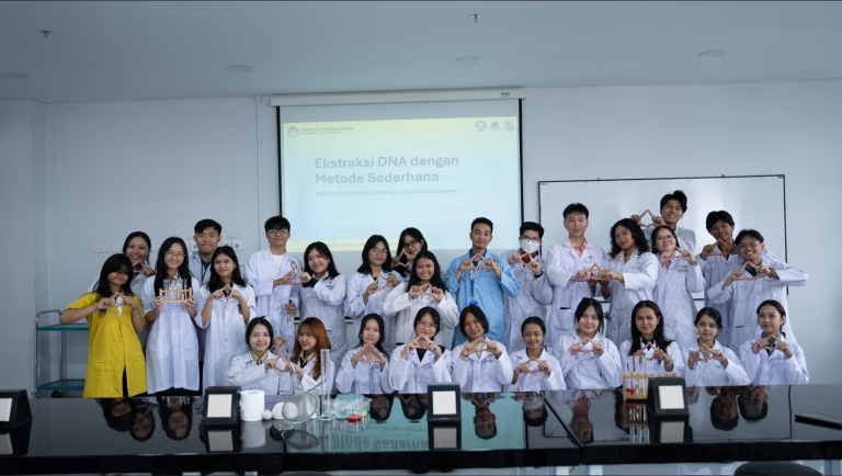 From Nature to Innovation: FTb UAJY Kenalkan Bioteknologi melalui Workshop Interaktif